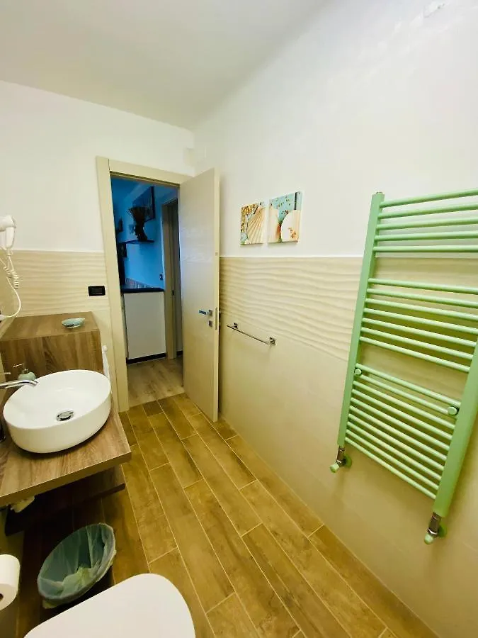 Cav Gli Ulivi Di Bogliasco Parcheggio Privato Gratuito Villa 0*,  Italy